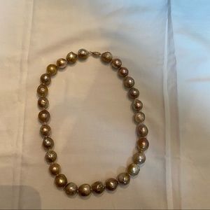 Freshwater cultured pearl necklace